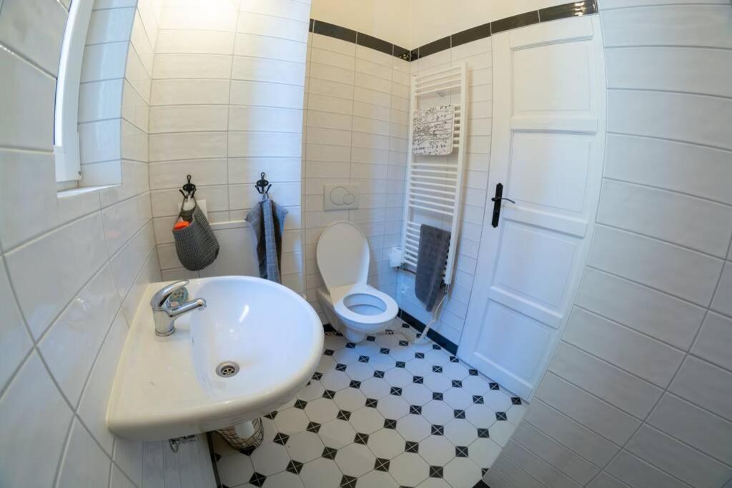 Stylovy Apartman V Centru Nachoda Exterior photo